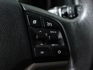Hyundai  10