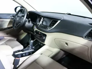 Hyundai  6