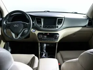 Hyundai  7