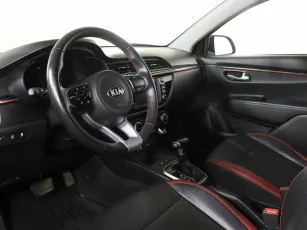 Kia  10
