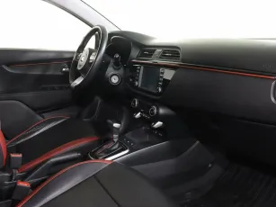 Kia  8