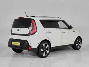 Kia  4