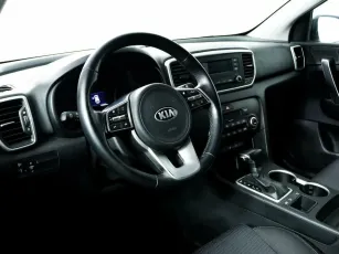 Kia  10