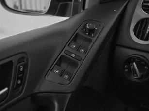 Volkswagen  13