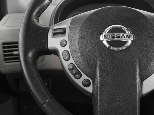 Nissan  11