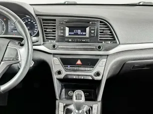 Hyundai  11