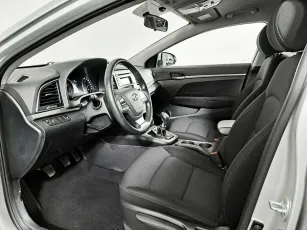 Hyundai  8