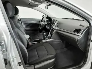 Hyundai  9