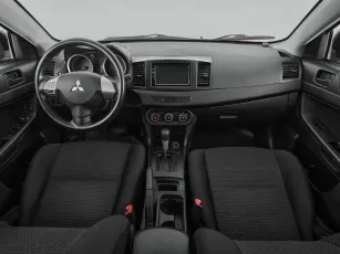 Mitsubishi  8