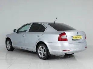 Skoda  6
