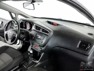 Kia  9