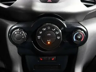 Ford  10