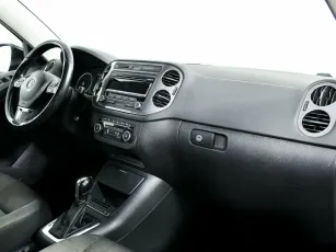 Volkswagen  5