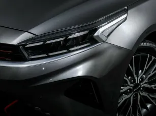 Kia  5