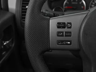Nissan  11