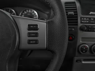 Nissan  12