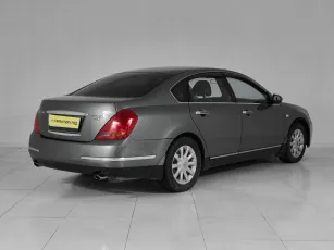 Nissan  6