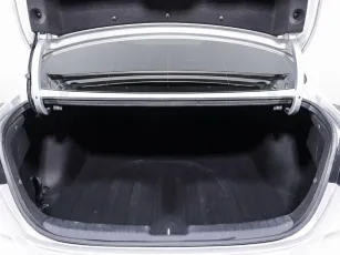 Kia  14