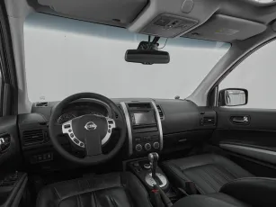 Nissan  8