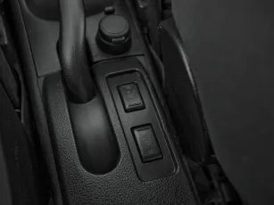 Nissan  15