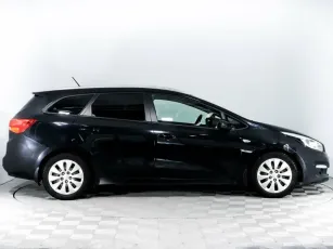 Kia  4