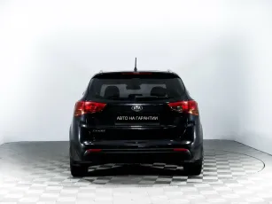 Kia  6