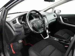 Kia  8