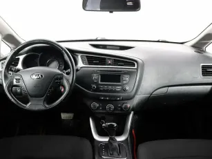 Kia  9