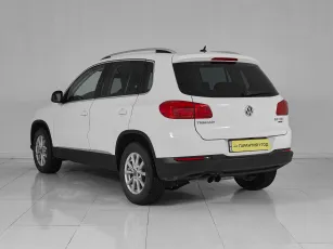 Volkswagen  4