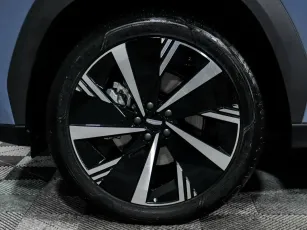 Geely  8