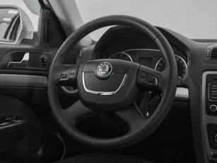 Skoda  10