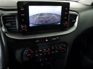 Kia  12