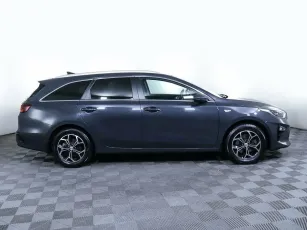 Kia  4