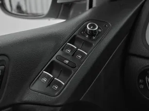 Volkswagen  13