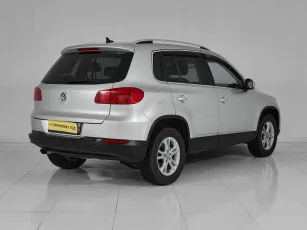 Volkswagen  6
