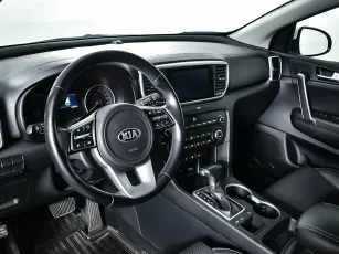 Kia  10
