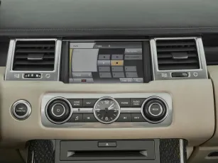 Land Rover  21