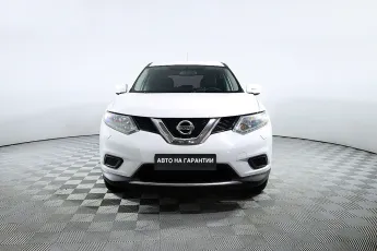 Nissan  2