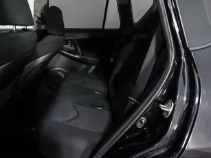 Toyota  9
