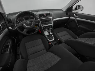 Skoda  9