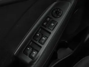 Kia  12