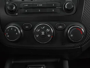 Kia  15