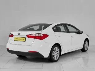 Kia  4