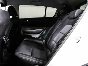 Kia  14