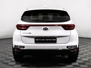 Kia  6