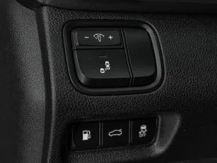 Kia  11