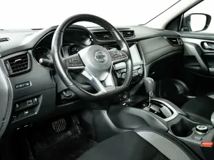 Nissan  11