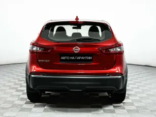 Nissan  6