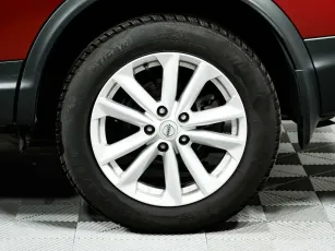 Nissan  8