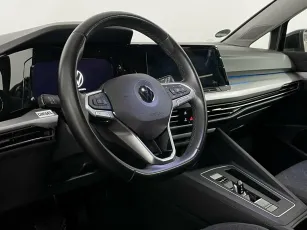 Volkswagen  6